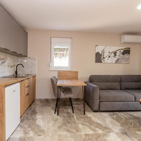 Posejdon Lux Apartment Utjeha Luaran gambar
