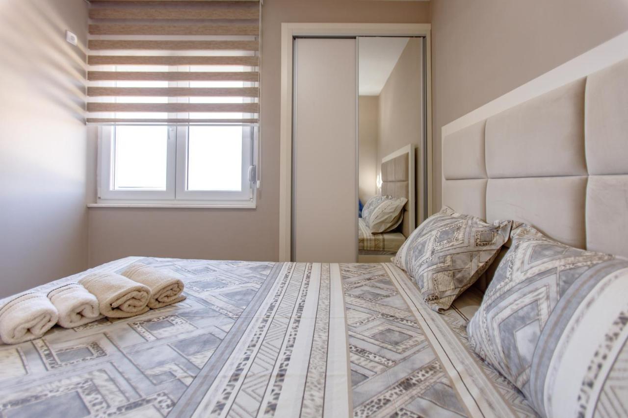 Posejdon Lux Apartment Utjeha Luaran gambar