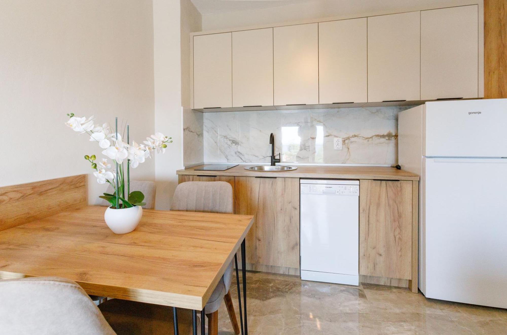 Posejdon Lux Apartment Utjeha Luaran gambar