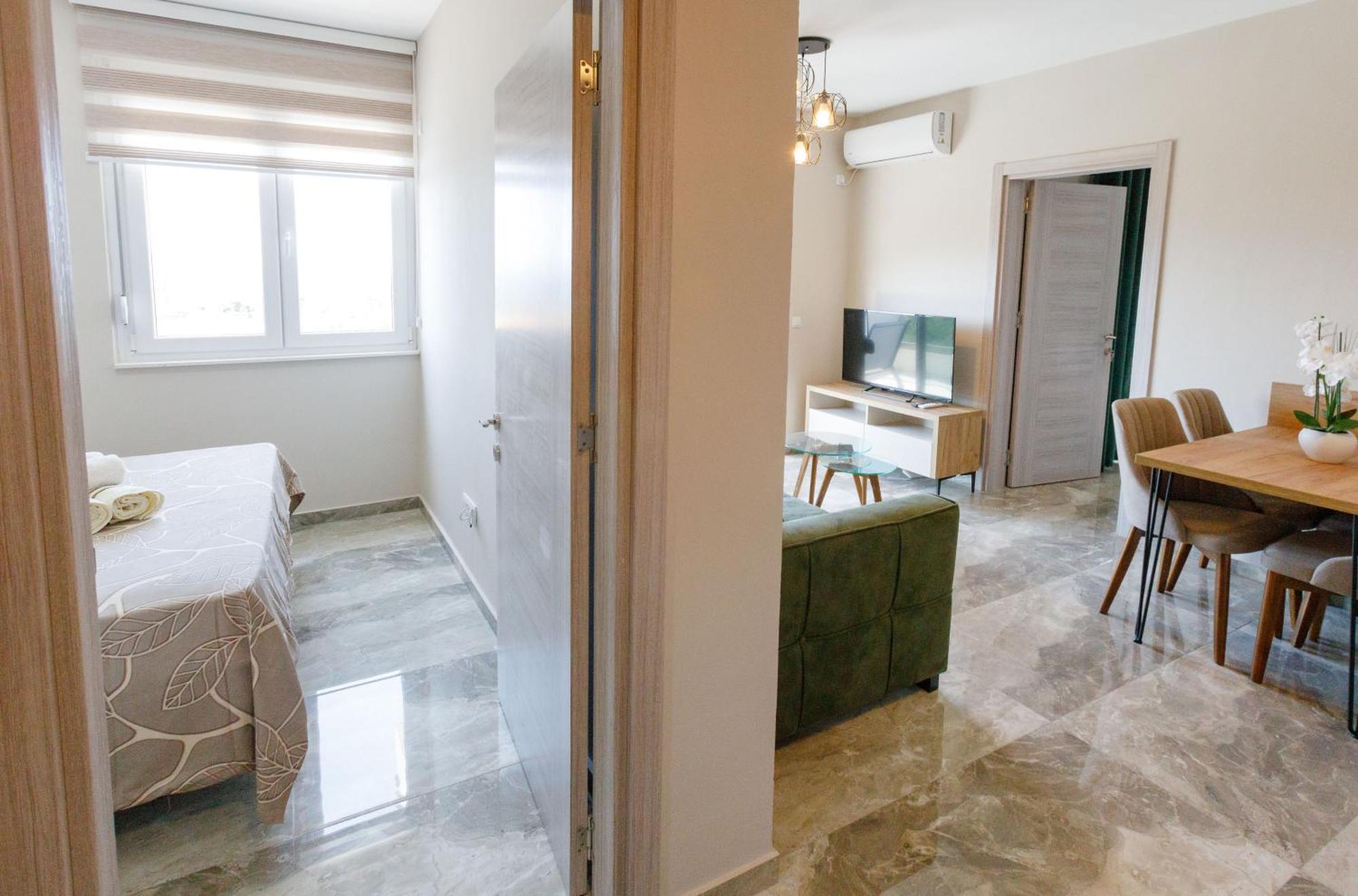 Posejdon Lux Apartment Utjeha Luaran gambar